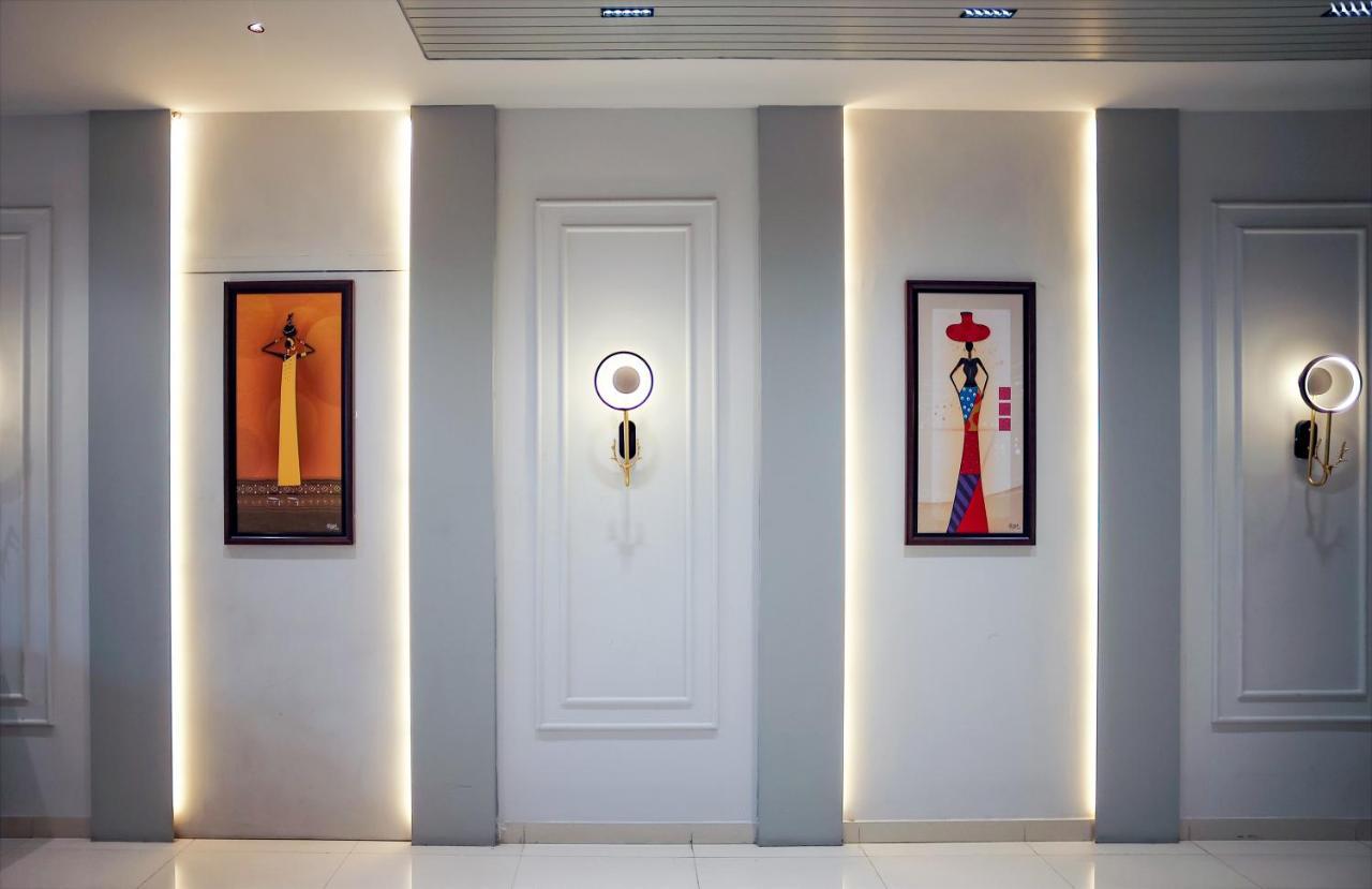Hotel The Parker Inn By Kbnt Group Σουράτ Εξωτερικό φωτογραφία