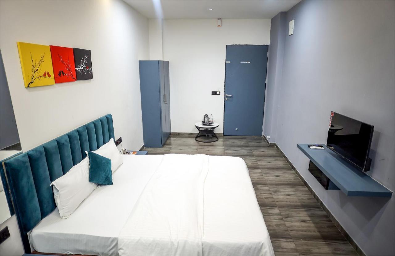 Hotel The Parker Inn By Kbnt Group Σουράτ Εξωτερικό φωτογραφία