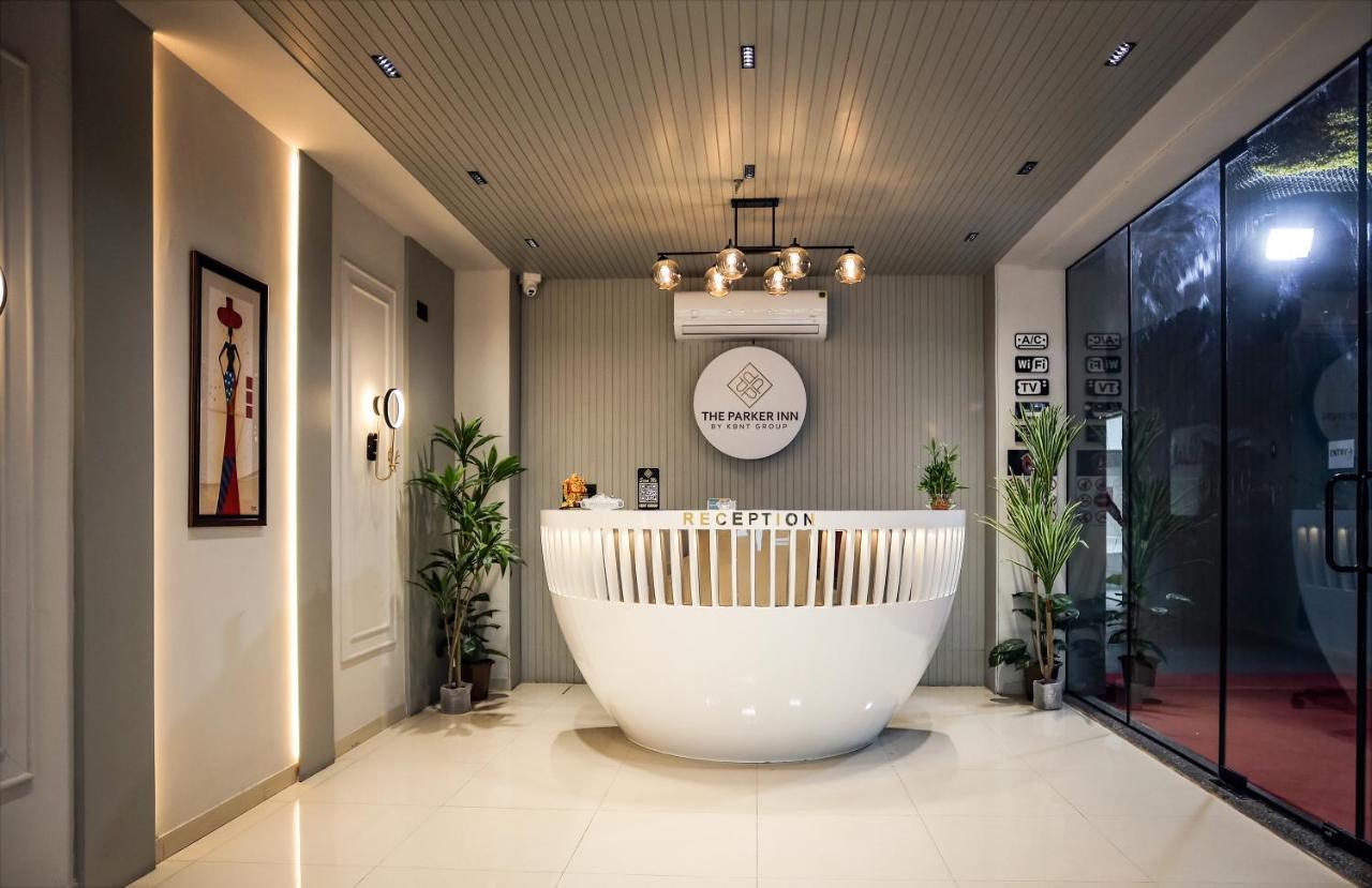 Hotel The Parker Inn By Kbnt Group Σουράτ Εξωτερικό φωτογραφία